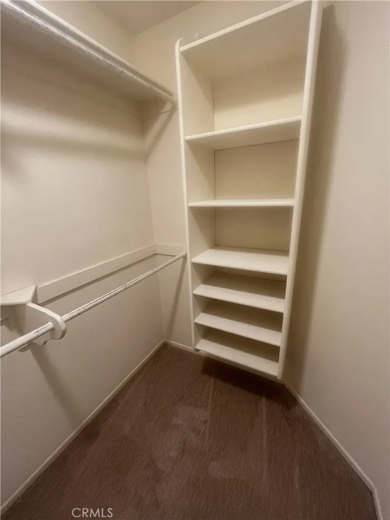 624 Indian Oak #106 Oak Park, CA 91377