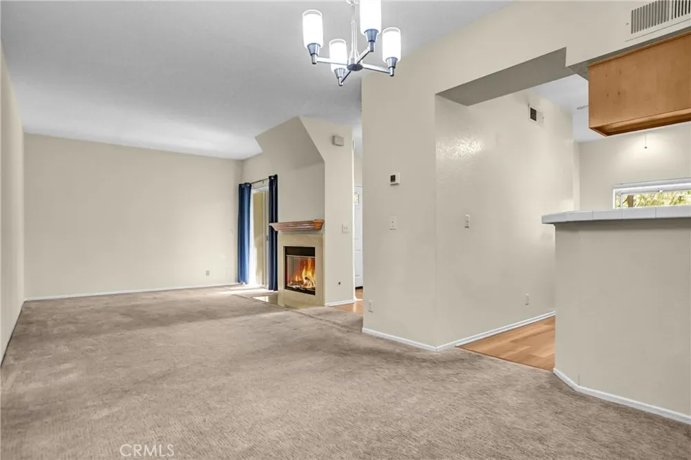 624 Indian Oak #106 Oak Park, CA 91377