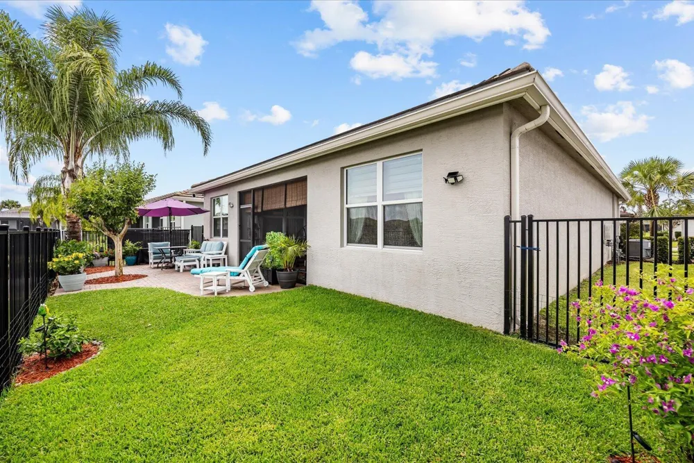 12180 SW JASPER LAKE WAY Port St. Lucie, FL 34987