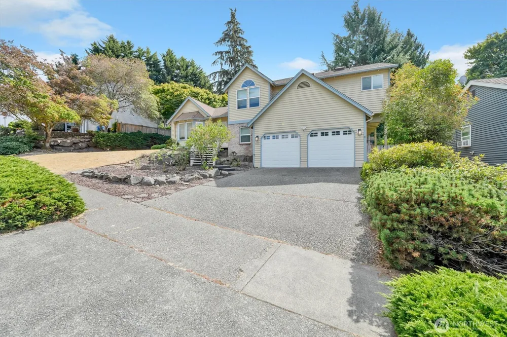 4417 Somerset Lane Kent, WA 98032