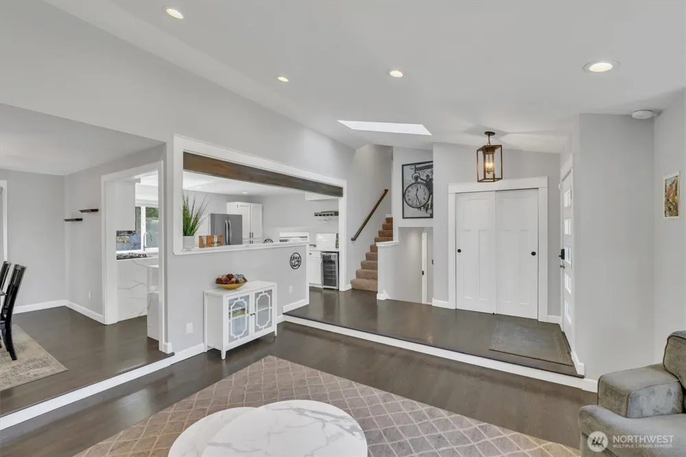4417 Somerset Lane Kent, WA 98032
