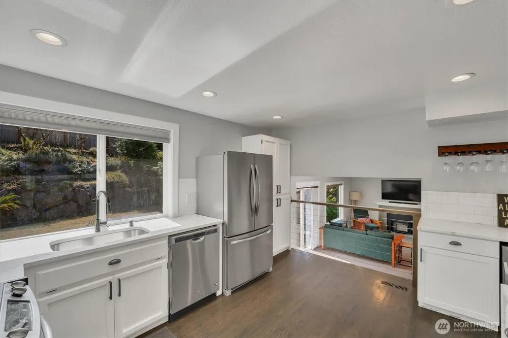 4417 Somerset Lane Kent, WA 98032