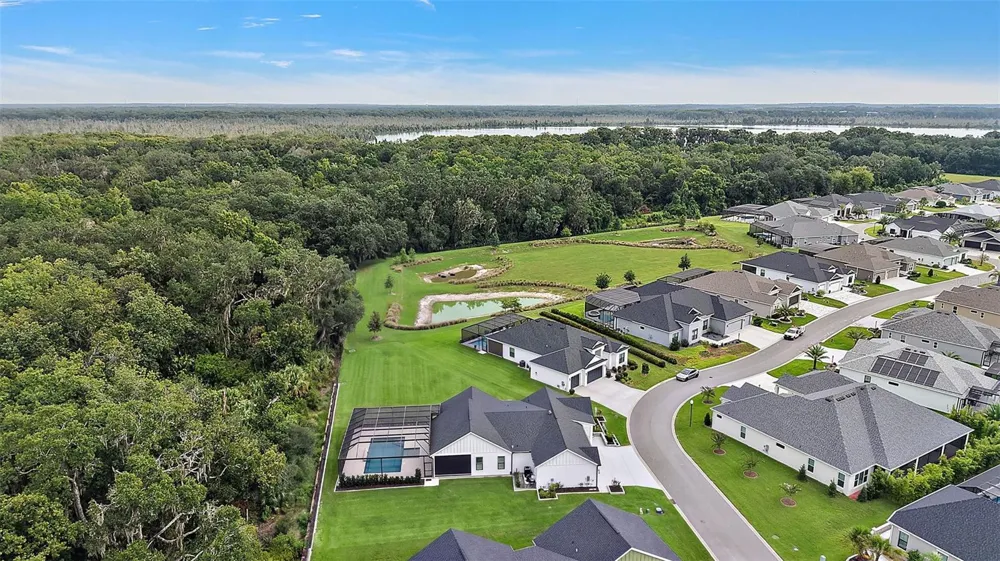 724 SHIVERS LOOP The Villages, FL 34762