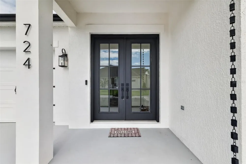 724 SHIVERS LOOP The Villages, FL 34762