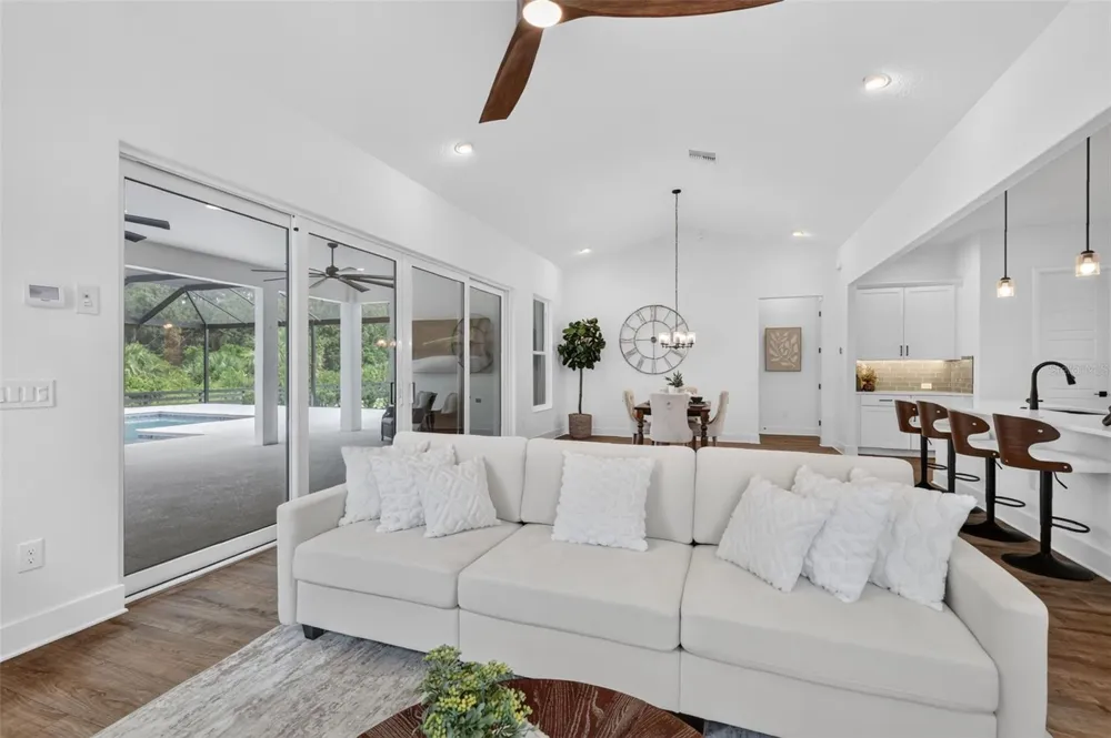 724 SHIVERS LOOP The Villages, FL 34762