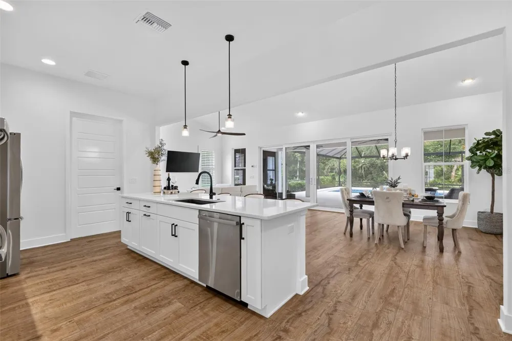 724 SHIVERS LOOP The Villages, FL 34762