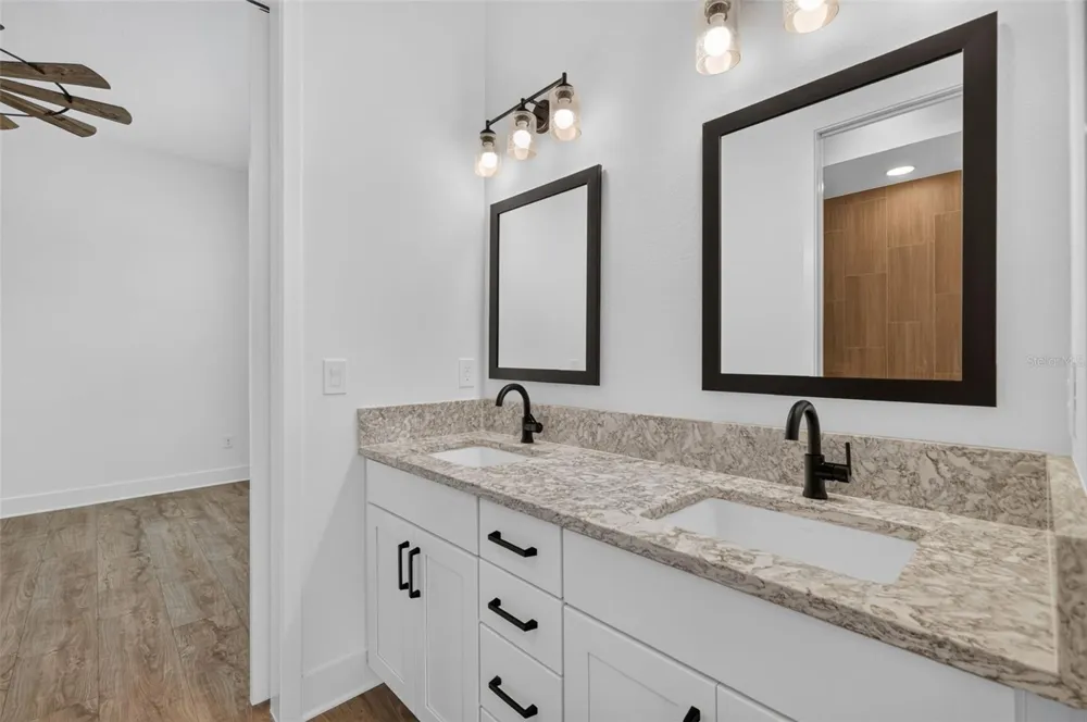 724 SHIVERS LOOP The Villages, FL 34762