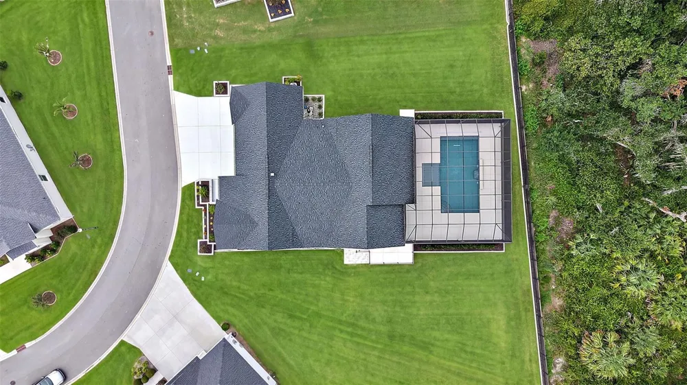 724 SHIVERS LOOP The Villages, FL 34762