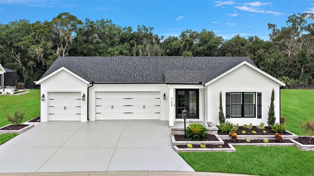 724 SHIVERS LOOP The Villages, FL 34762