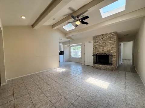 7101 Twisted Oaks Drive