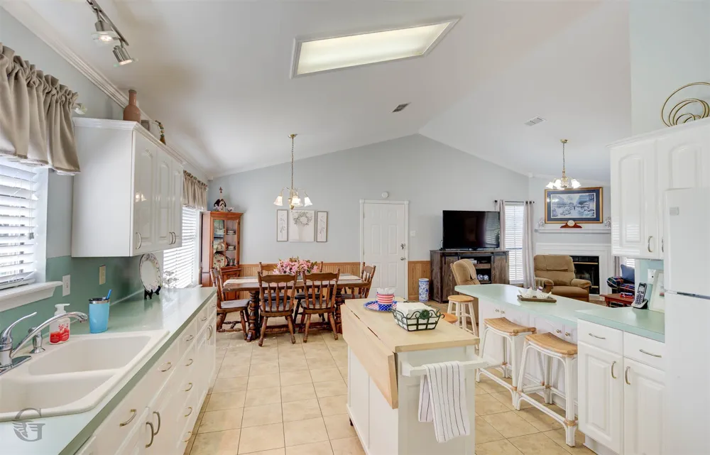 8835 Sebastian Road Keithville, LA 71047