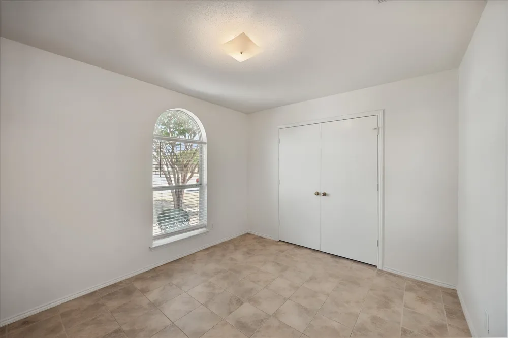 8031 Blue Duck Trail Arlington, TX 76002