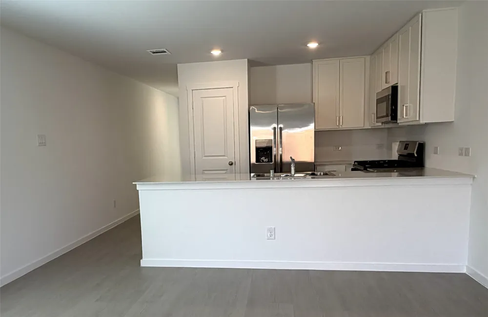 2557 Guineas Lane Aubrey, TX 76227