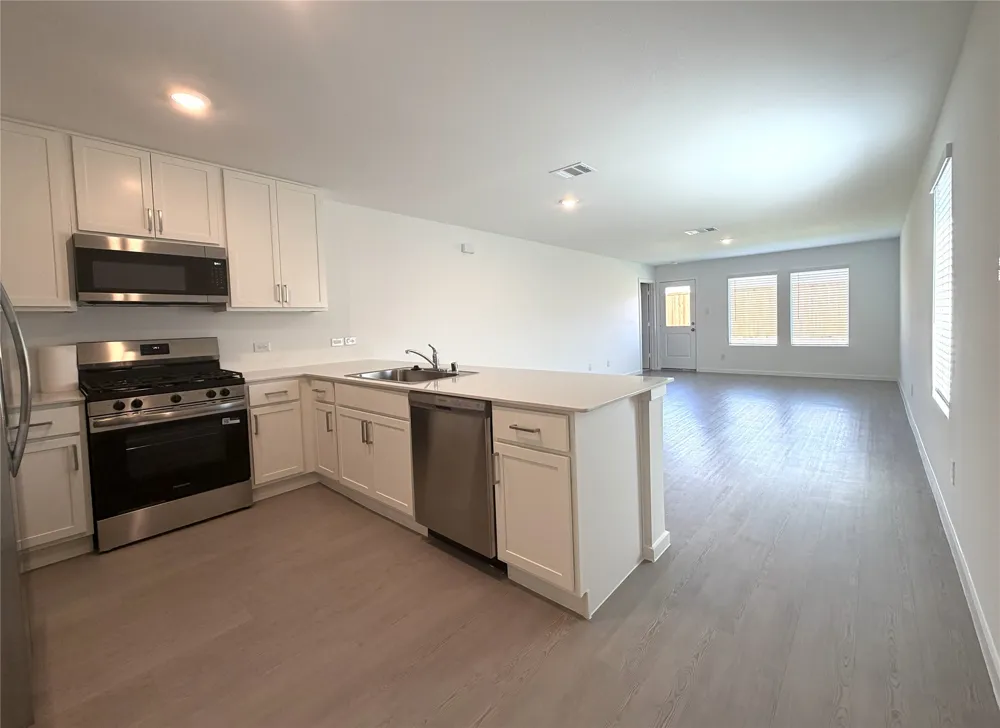 2557 Guineas Lane Aubrey, TX 76227