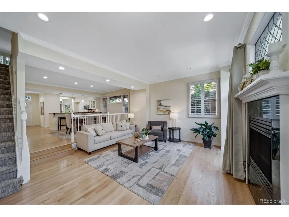 124 Jackson Street Denver, CO 80206