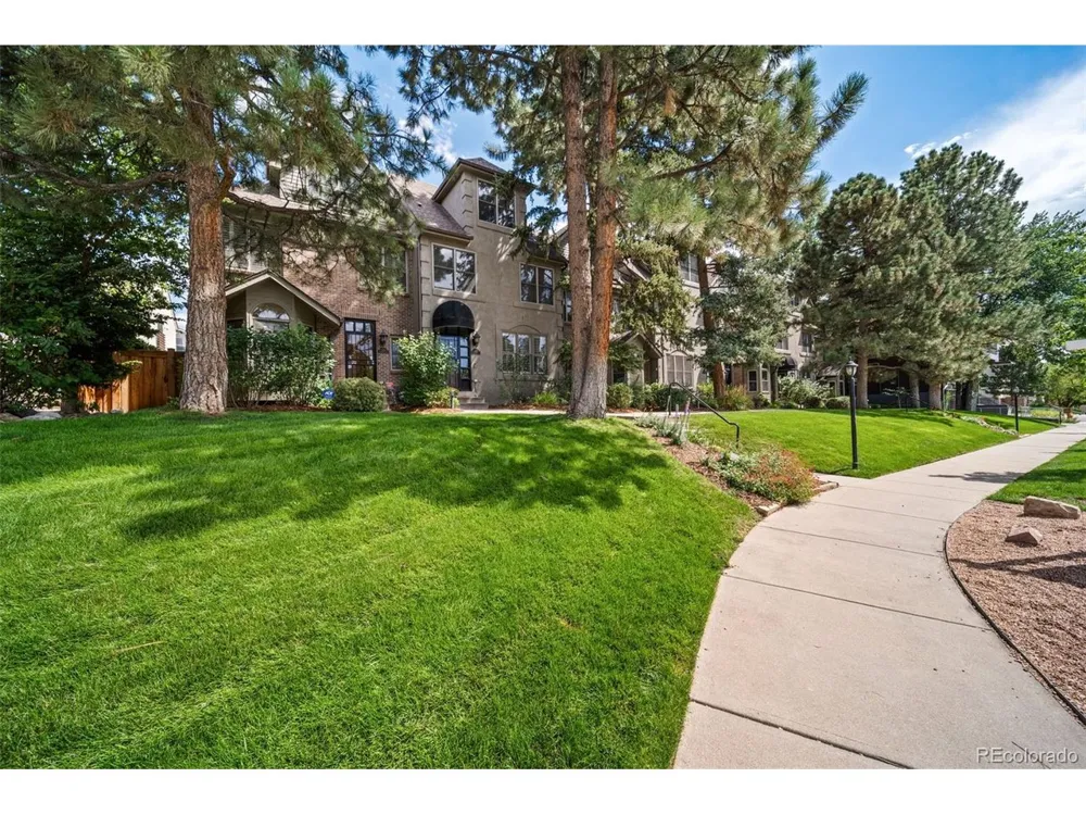 124 Jackson Street Denver, CO 80206