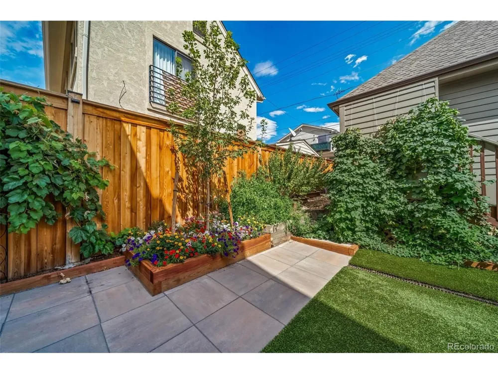 124 Jackson Street Denver, CO 80206