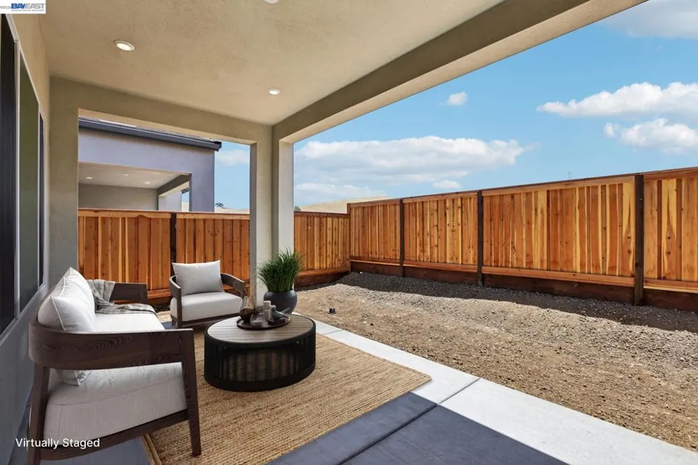 1054 Riverbend Drive Brentwood, CA 94513