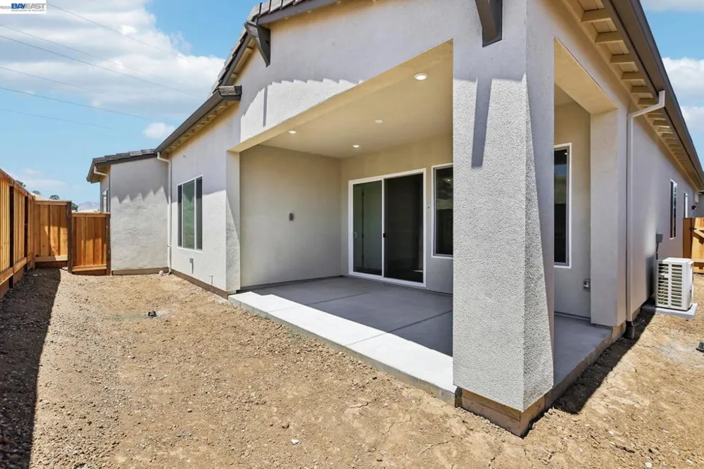 1054 Riverbend Drive Brentwood, CA 94513