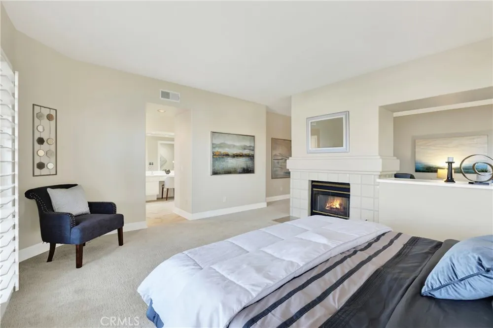 25 Toulon Laguna Niguel, CA 92677