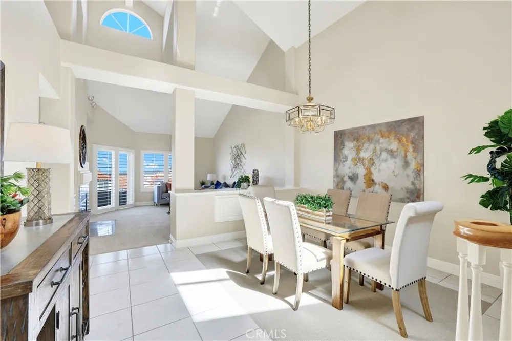 25 Toulon Laguna Niguel, CA 92677