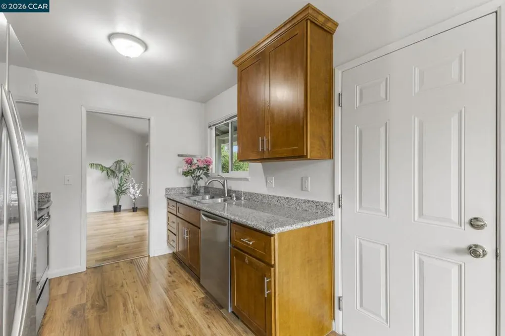 7601 Redbud Ct Newark, CA 94560