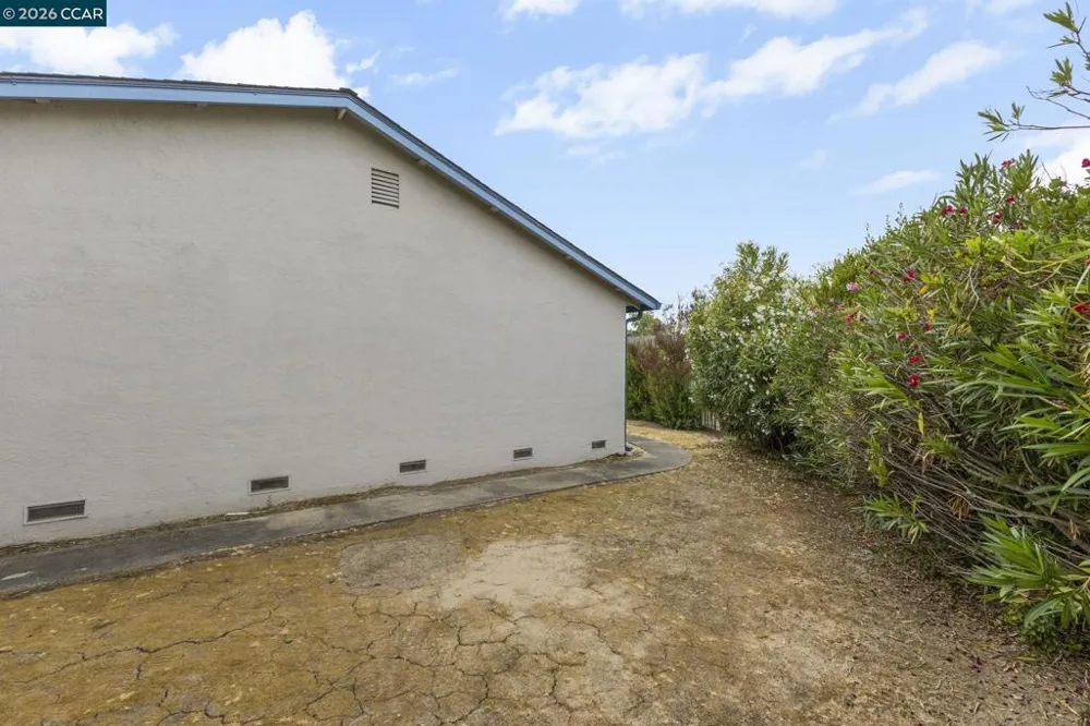 7601 Redbud Ct Newark, CA 94560