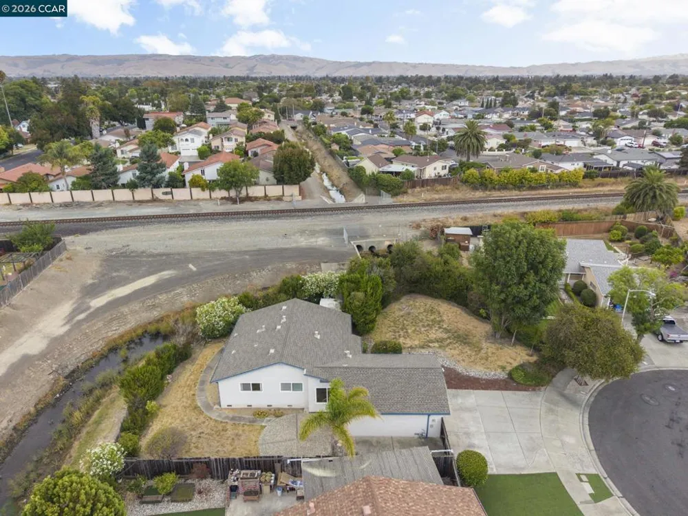 7601 Redbud Ct Newark, CA 94560