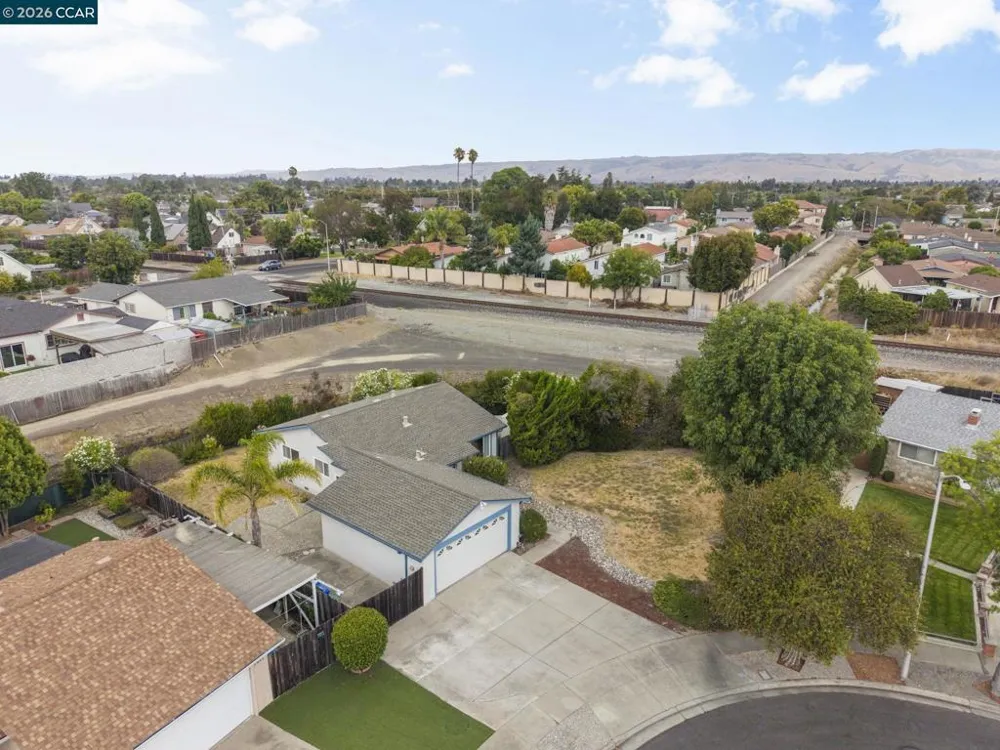7601 Redbud Ct Newark, CA 94560