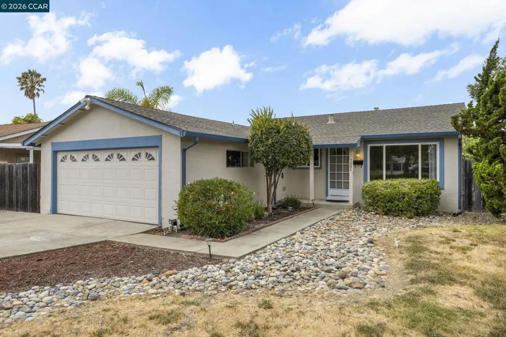 7601 Redbud Ct Newark, CA 94560