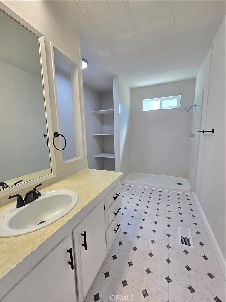 2621 Prescott Road Modesto, CA 95350