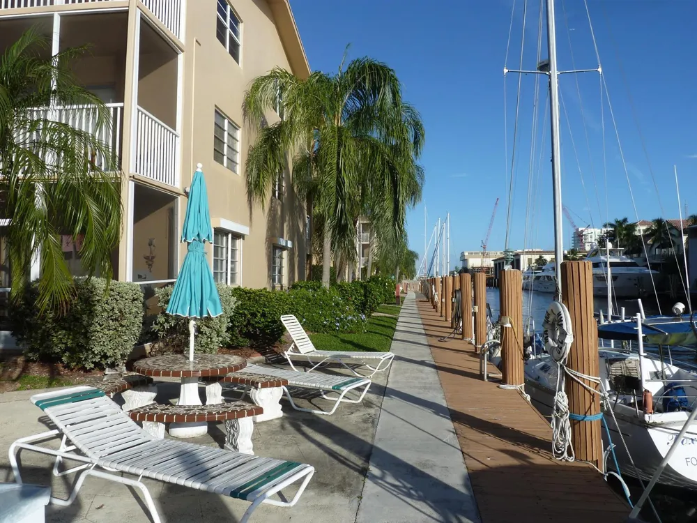 1510 SE 15TH STREET #304 Fort Lauderdale, FL 33316