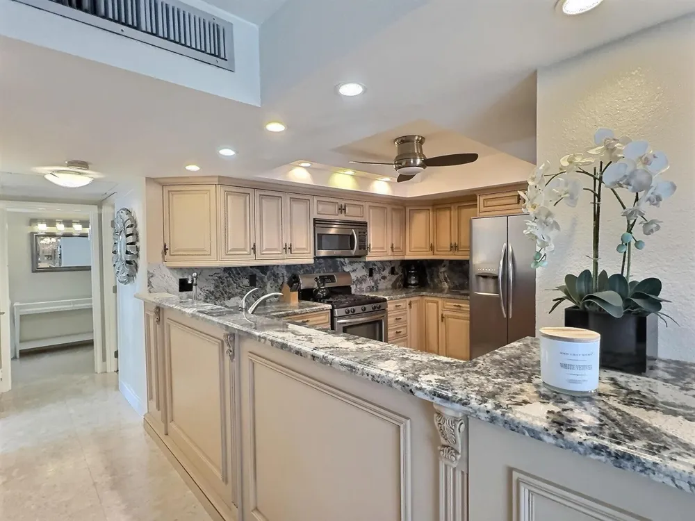 2030 S Ocean Drive #1626 Hallandale Beach, FL 33009