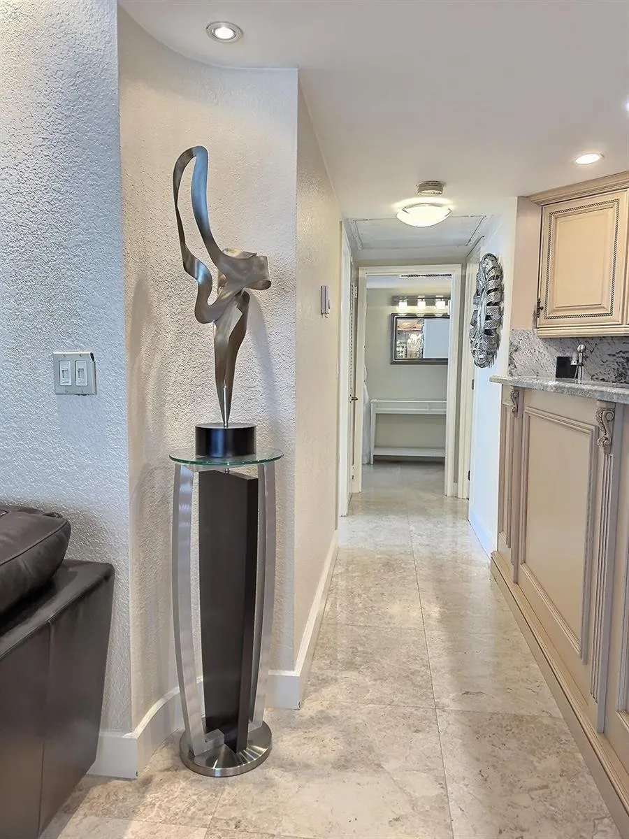 2030 S Ocean Drive #1626 Hallandale Beach, FL 33009
