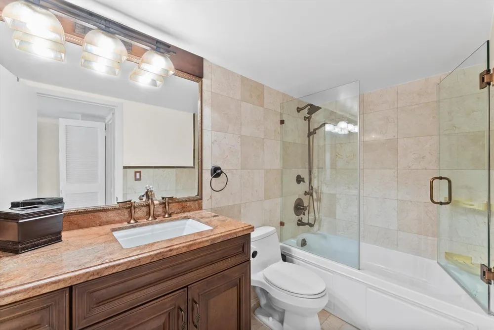 2030 S Ocean Drive #1626 Hallandale Beach, FL 33009