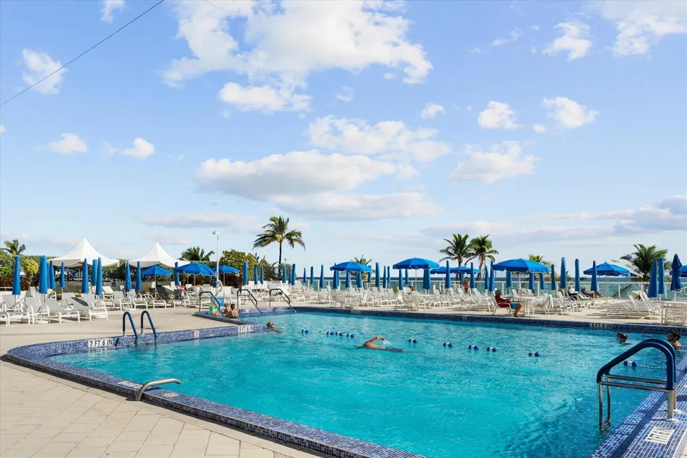 2030 S Ocean Drive #1626 Hallandale Beach, FL 33009