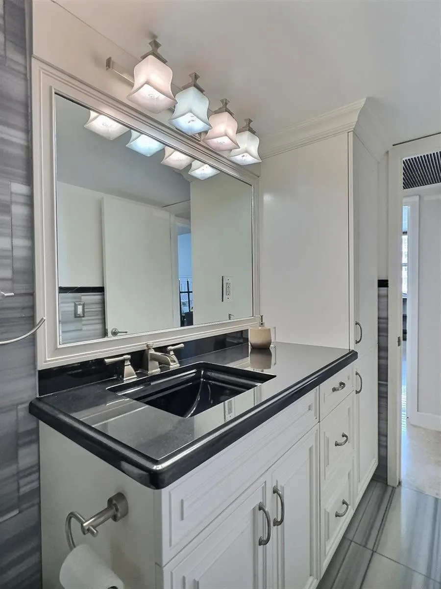 2030 S Ocean Drive #1626 Hallandale Beach, FL 33009