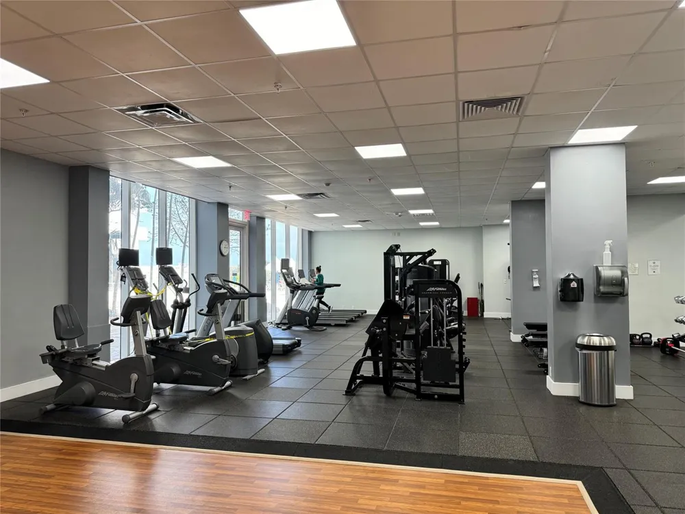 2030 S Ocean Drive #1626 Hallandale Beach, FL 33009