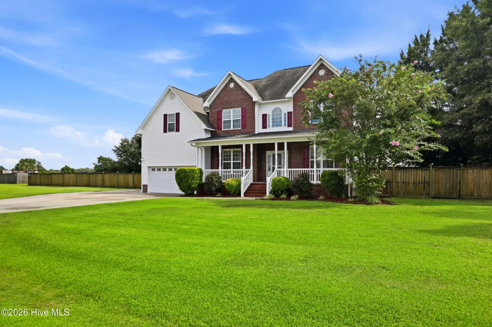 100 Farmington Drive Richlands, NC 28574