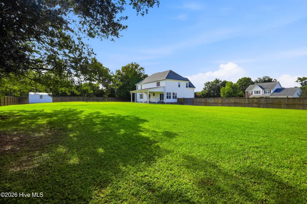 100 Farmington Drive Richlands, NC 28574