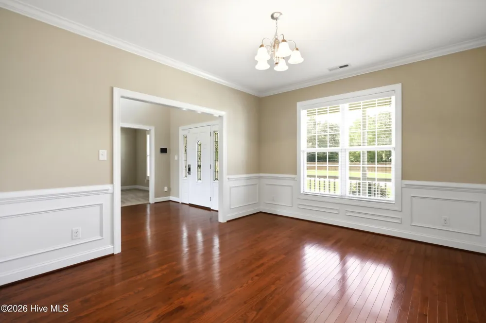 100 Farmington Drive Richlands, NC 28574