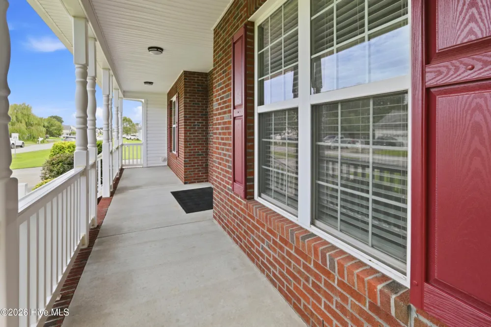 100 Farmington Drive Richlands, NC 28574