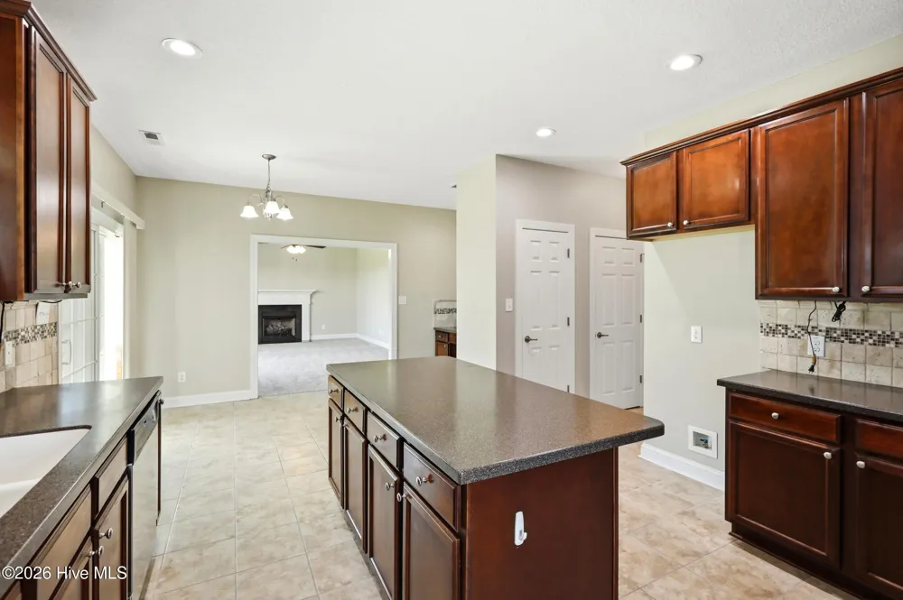100 Farmington Drive Richlands, NC 28574