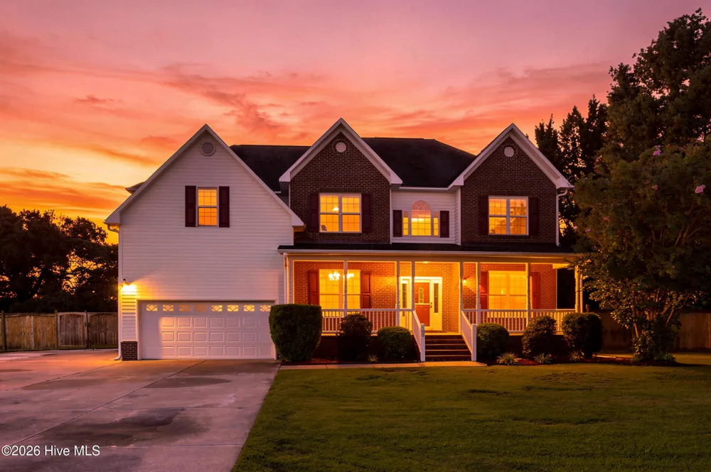 100 Farmington Drive Richlands, NC 28574