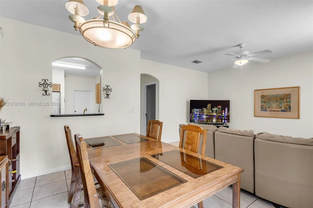 10588 NW 56th Dr Coral Springs, FL 33076