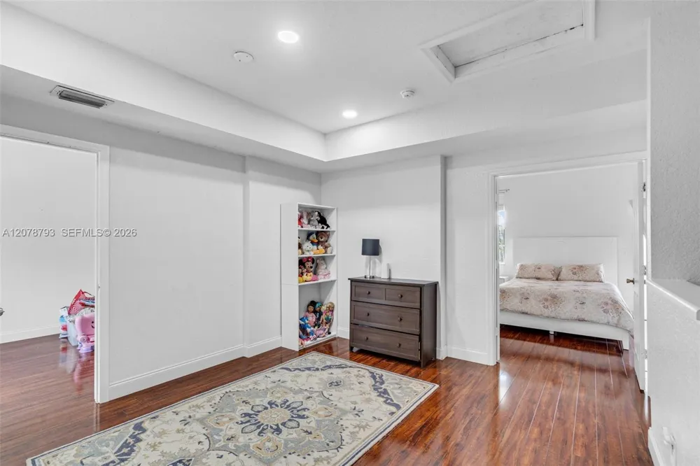 10588 NW 56th Dr Coral Springs, FL 33076
