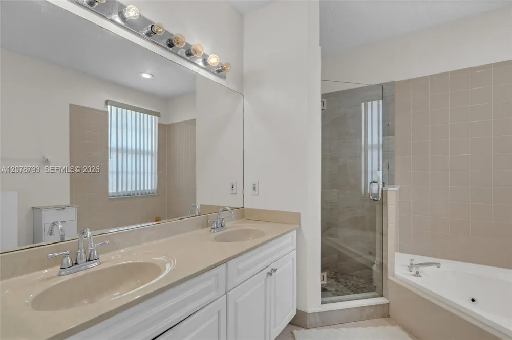 10588 NW 56th Dr Coral Springs, FL 33076