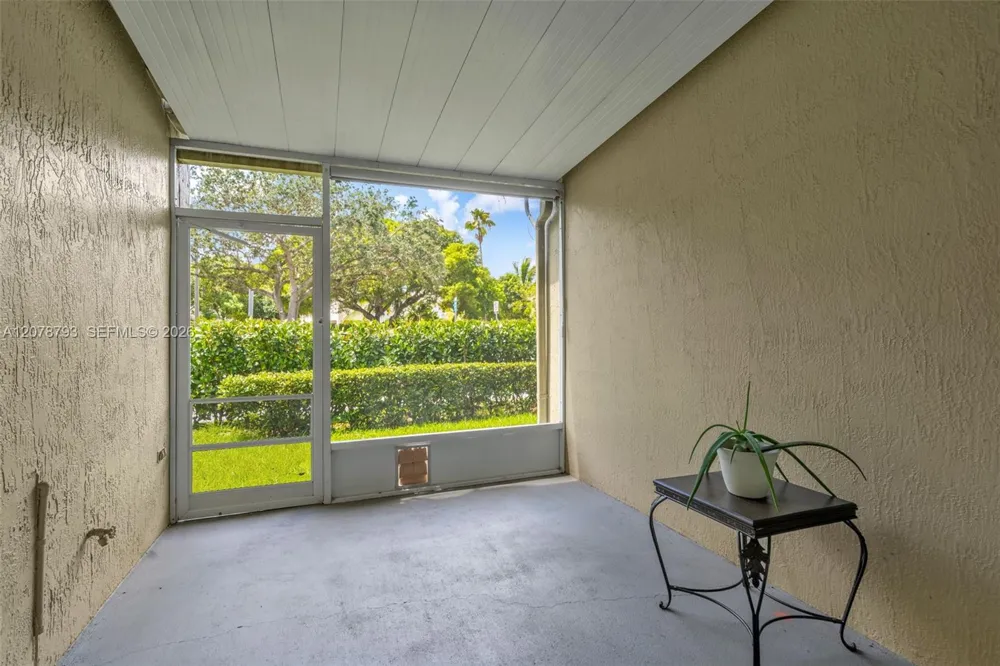 10588 NW 56th Dr Coral Springs, FL 33076