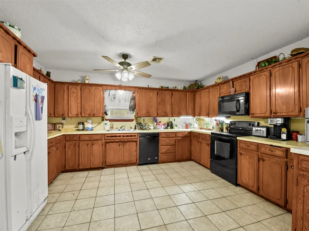 231 Serpentine Street Lone Grove, OK 73443