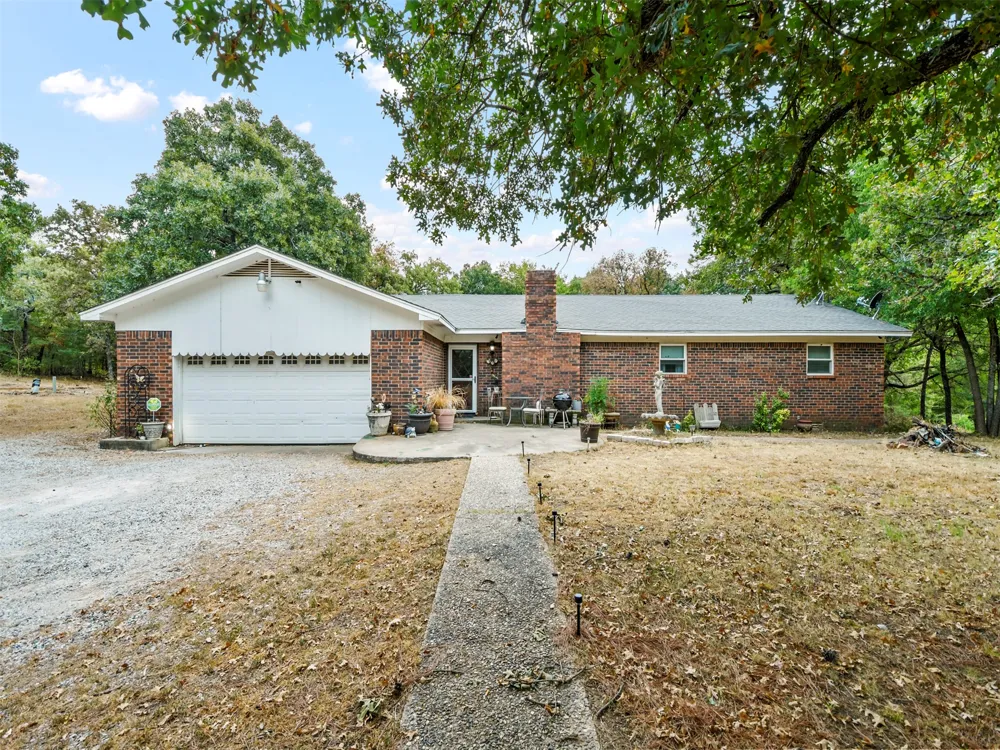 231 Serpentine Street Lone Grove, OK 73443